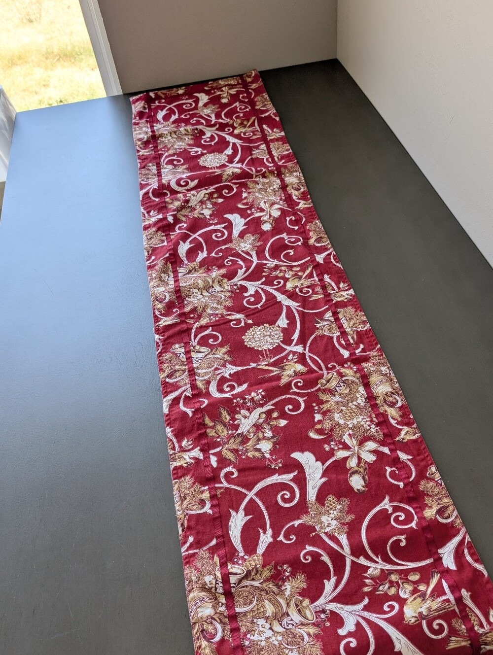 Noble Excellence Red Traditional Botanical Jacobean Cotton Table Runner 82.5"X13